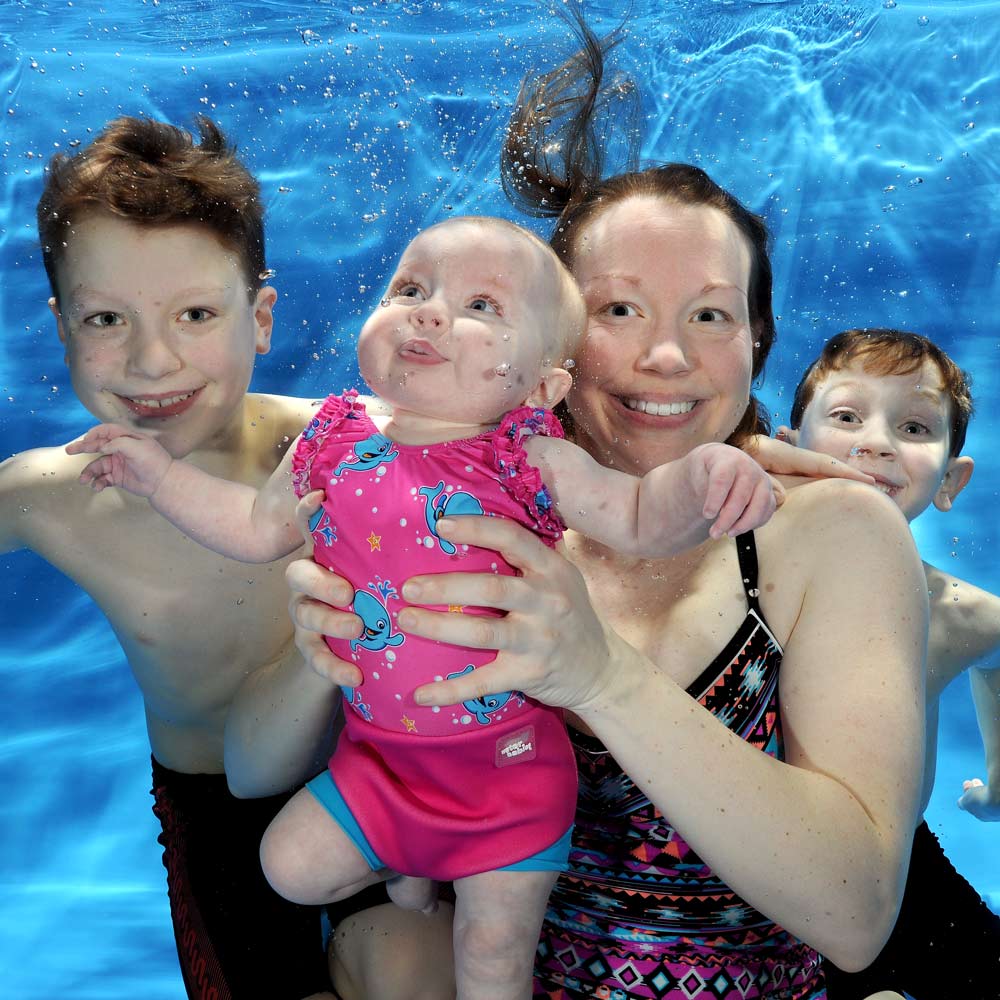 Teaching babies deals how to swim