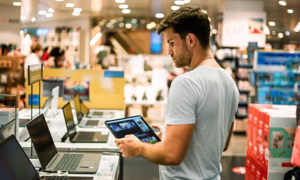 ChatGPT AI workplace consumer behaviour.jpg