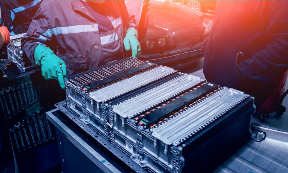 Swapping out depleted batteries, rather than stopping to recharge, is a great solution for trucks.jpeg