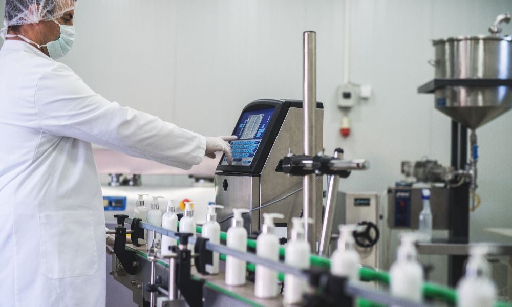 A cosmetics factory's sunblock was a “star product” with the highest future profitability potential.jpeg