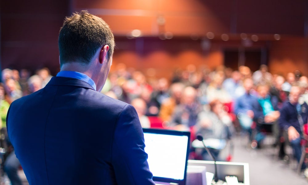 Universities should make the switch to “live” problems that are evolving in class.jpg