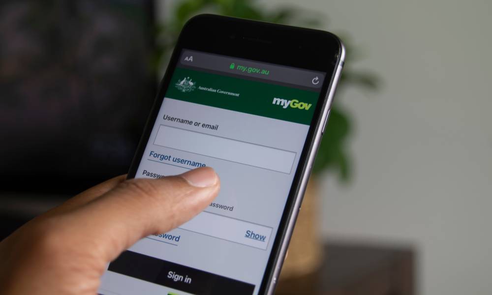 Person accessing Centrelink via the myGov Australia website app..jpg