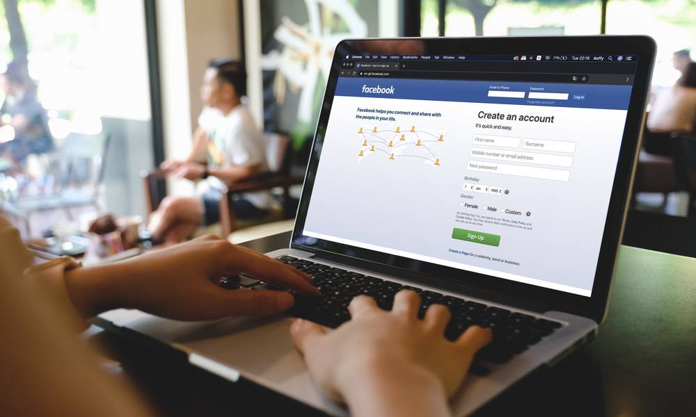 Computer screen showing Facebook.jpg