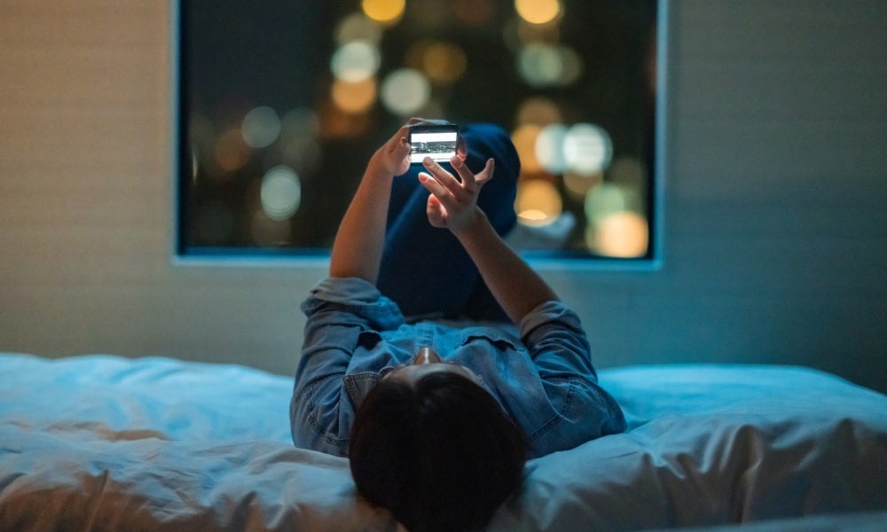 Social media content moderation-min.jpg