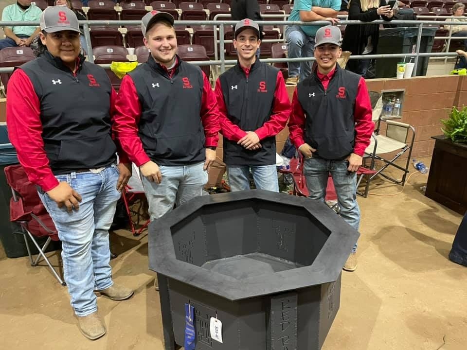 Sweetwater CTE students