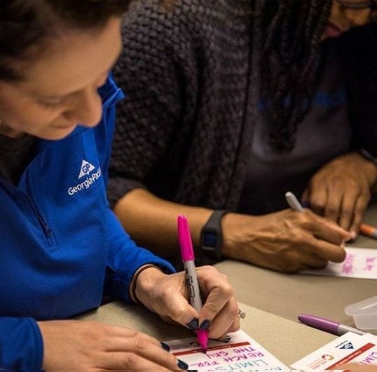 2019-12-celebrating-mlk-day-through-service