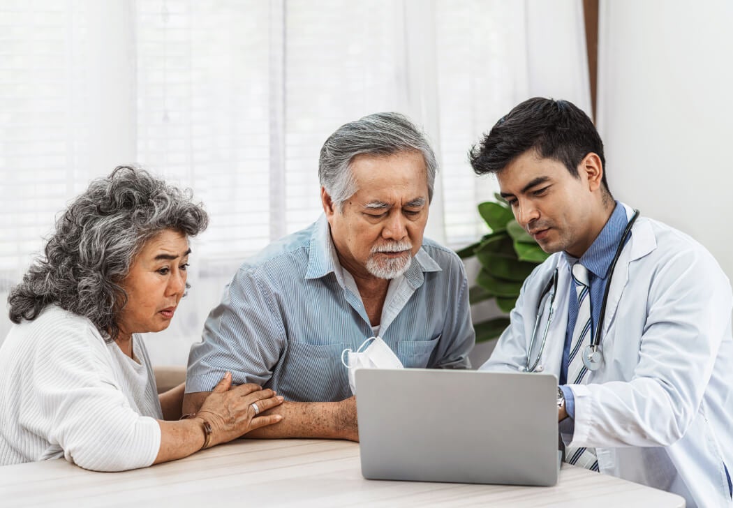 Before procedure patients speaking with DR