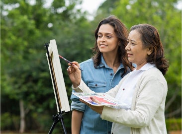 women painting