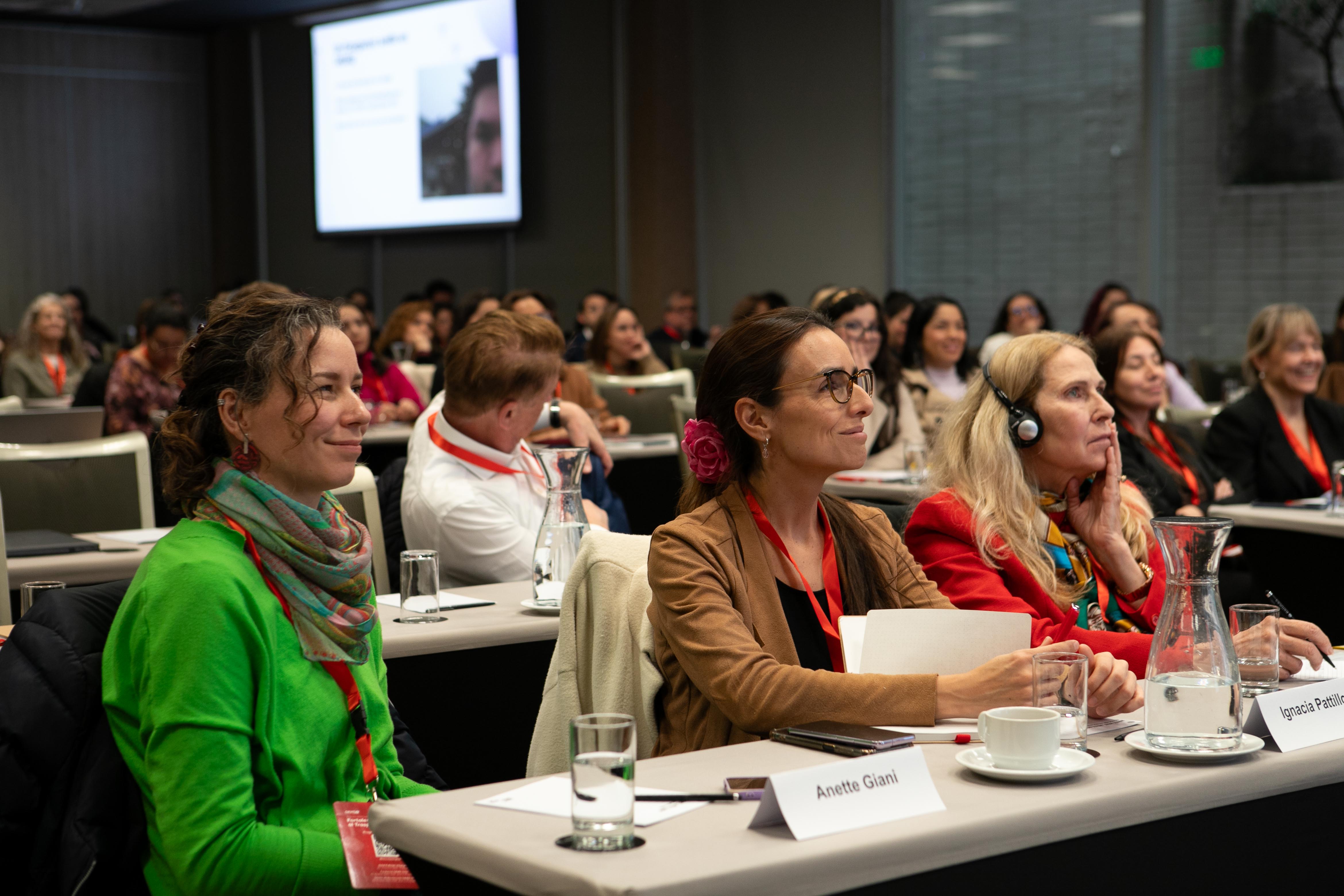 Anette Giani, Ignacia Pattillo, Elke Neujahr