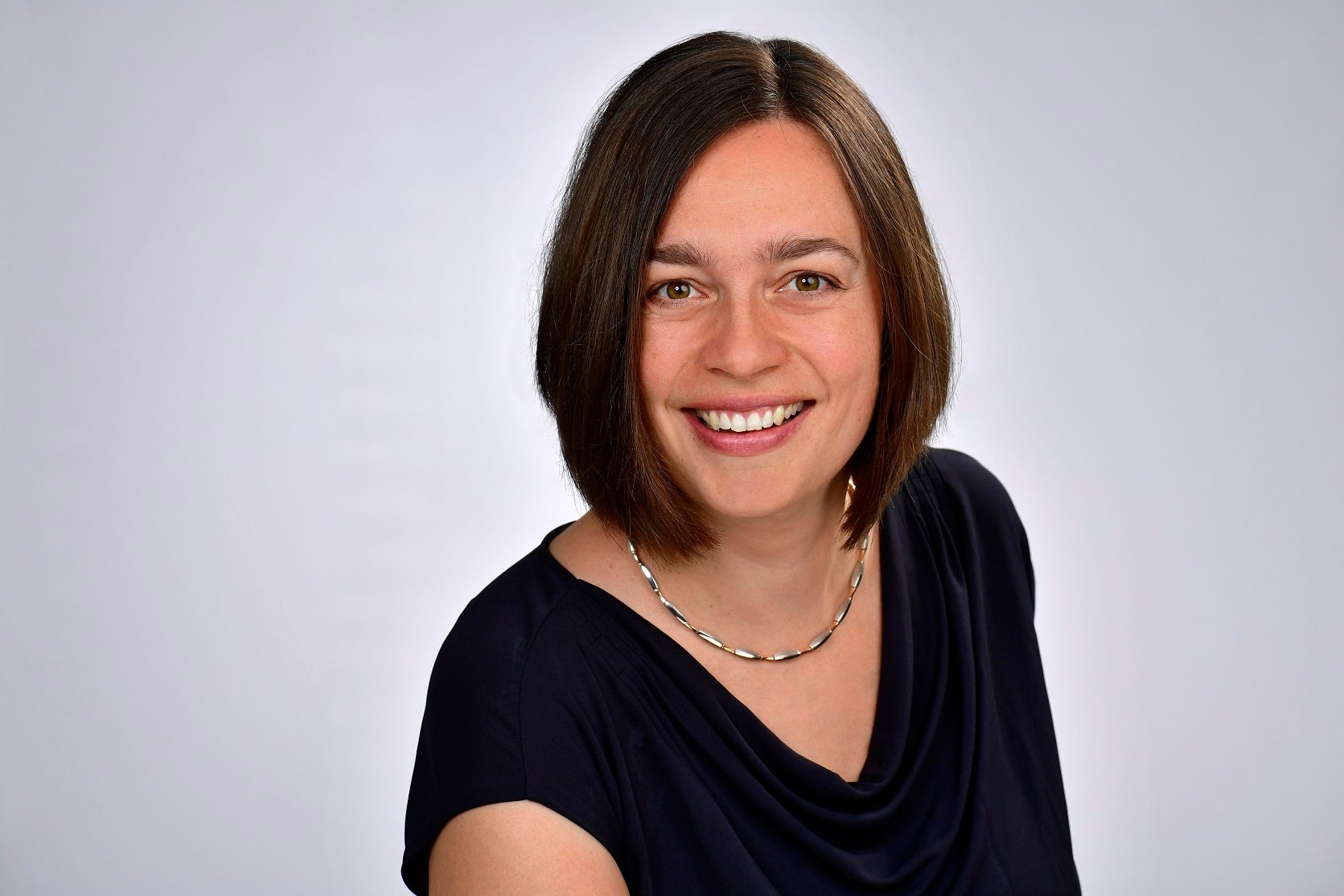 Dra. Julia Pingel, Directora de Información DKMS