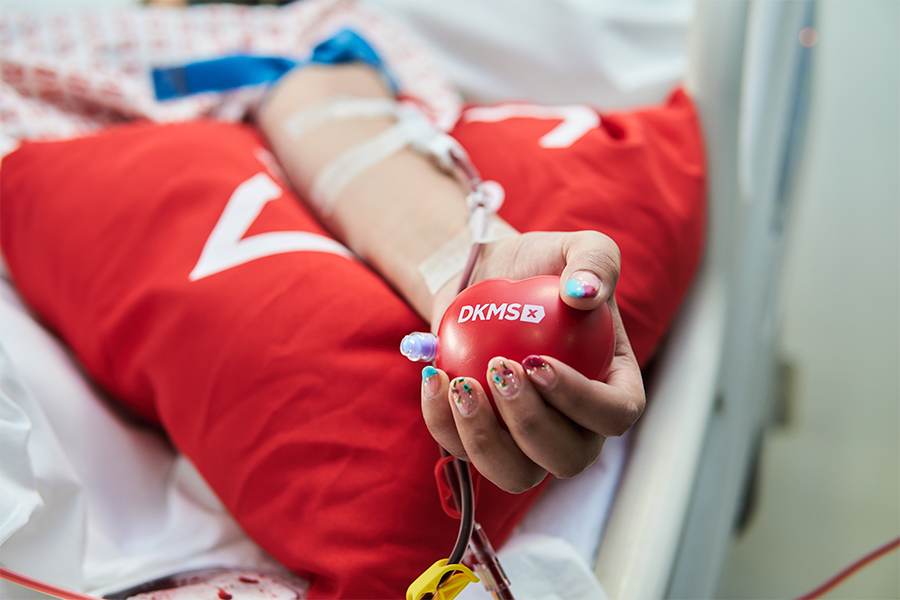 Natacha Garcés, donante DKMS en Clínica Dávila