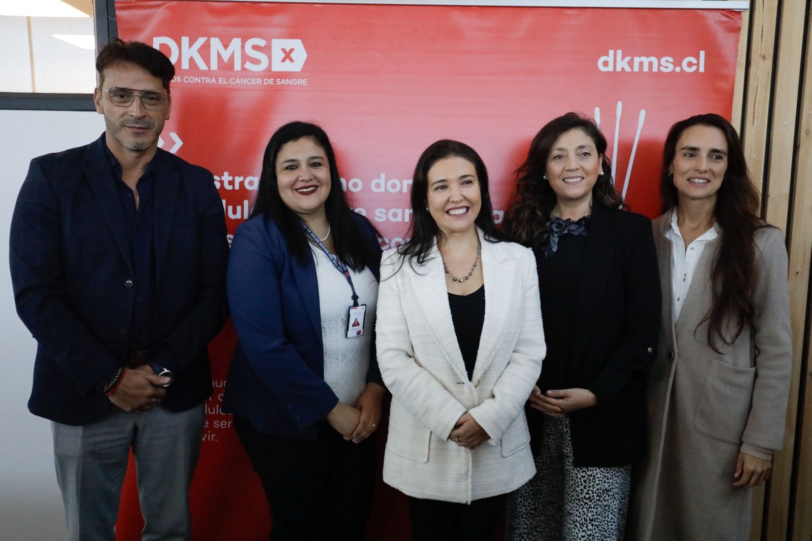Directora Ejecutiva, Ignacia Pattillo, junto a autoridades de la Región del Biobío