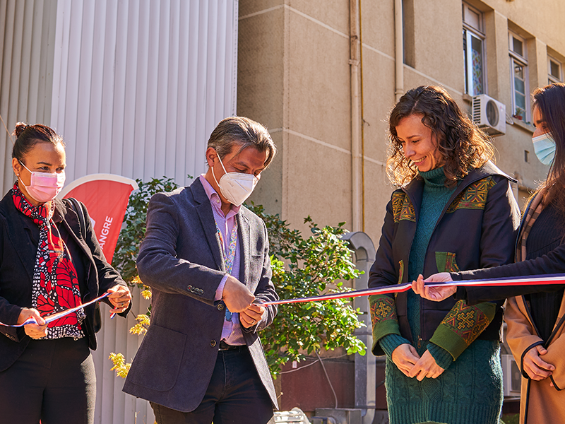 Dra Julia Palma, Dr Michel Royer y Anette Giani