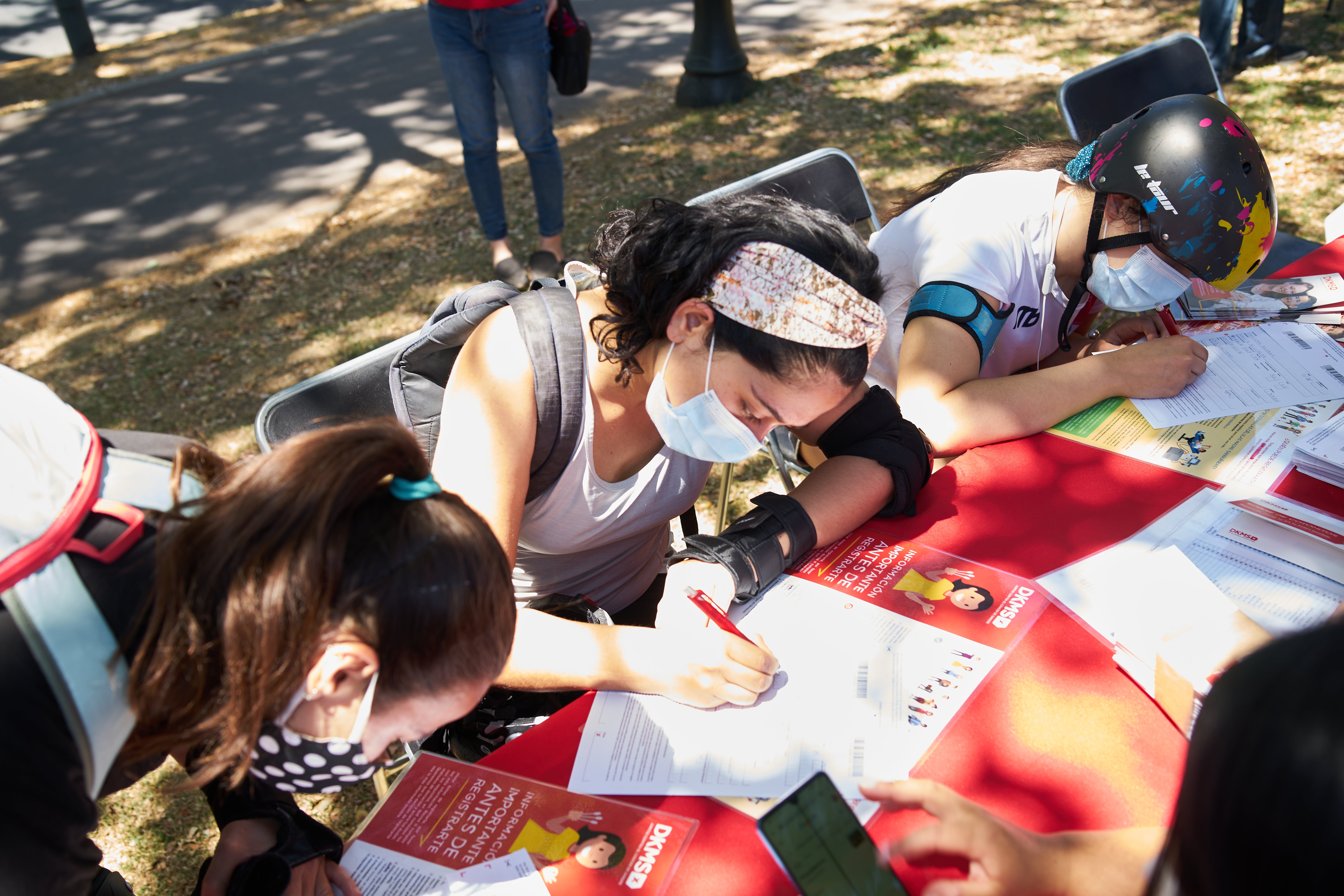 100 mil donantes DKMS registro