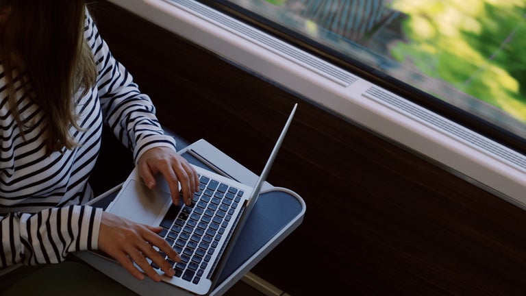 Najeeha traveling while working remotely.