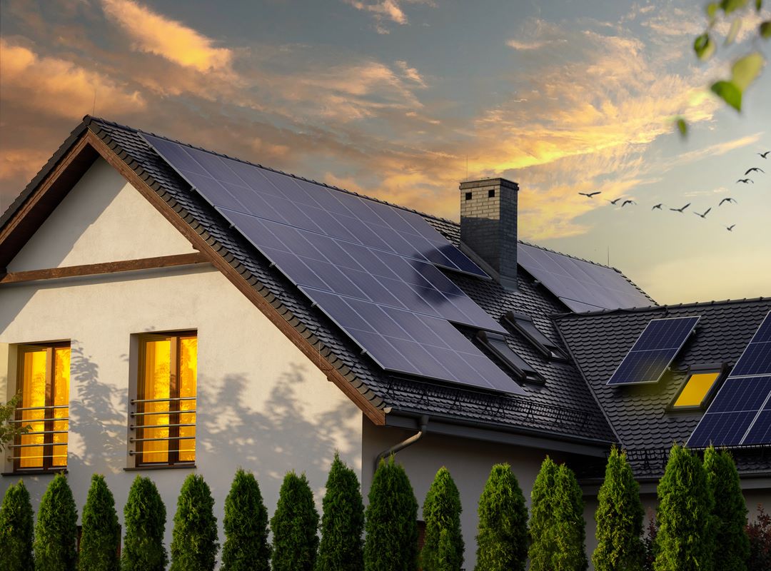 Home rooftop solar panels 