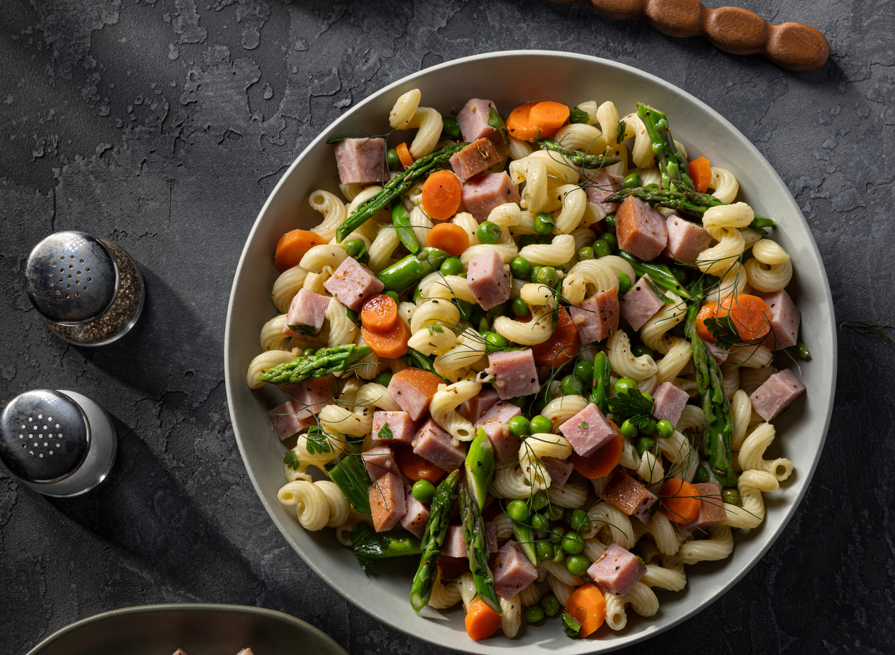 Macaroni Salad with Ham, Peas &amp; Carrots | Meatopia