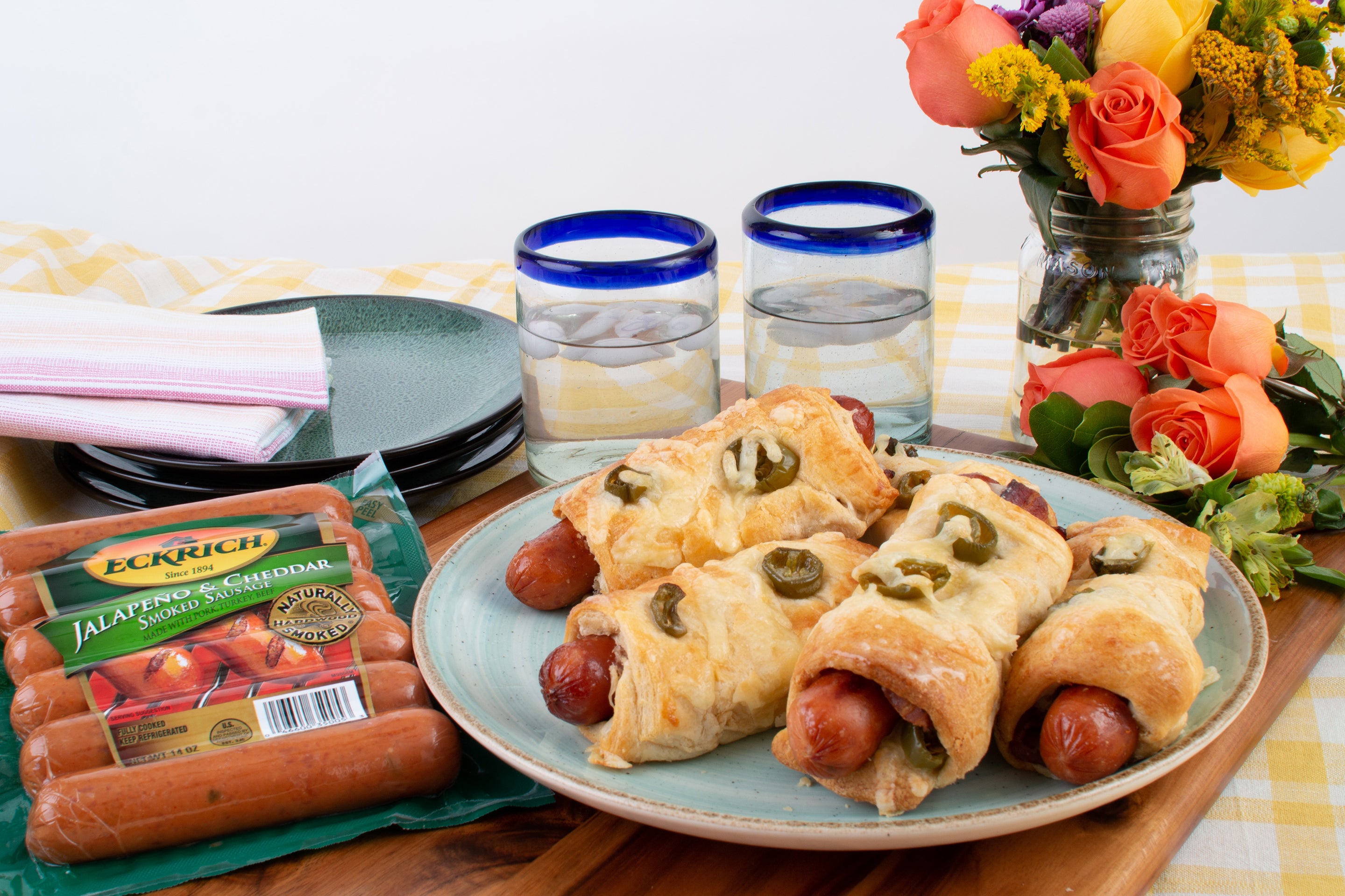 Texas Style Jalapeño Cheddar Sausage Kolaches | Eckrich