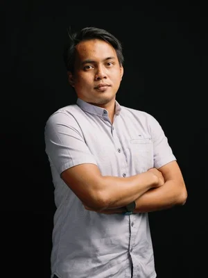 Yogie mid-size photo