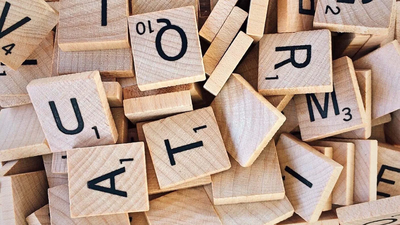 Scrabble pieces