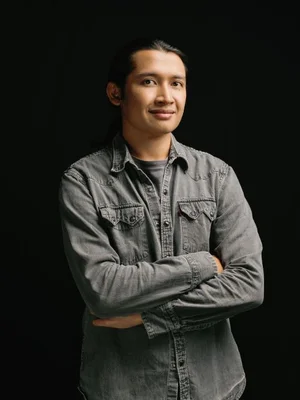 Wicahya mid-size photo