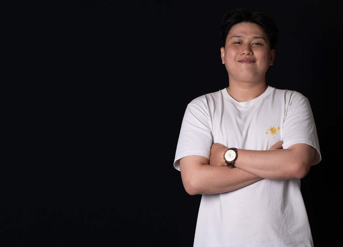 Picture of Leon against a black background