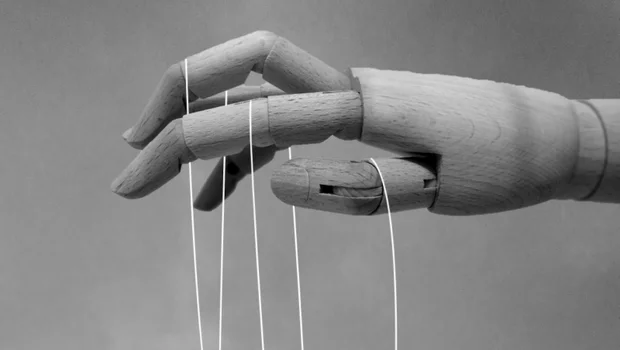 Puppeteer hand