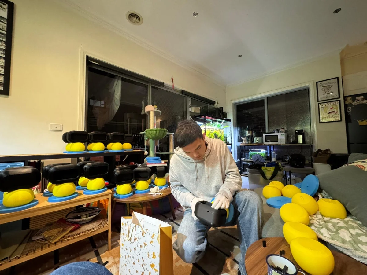 Picture of Williams friends helping construct STU