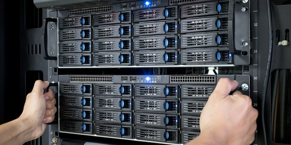 Compute servers for AI data centers and enterprise IT environments