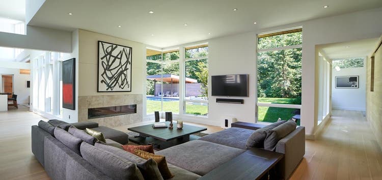 VistaLuxe WDLINE direct sets and complementary sliding patio door