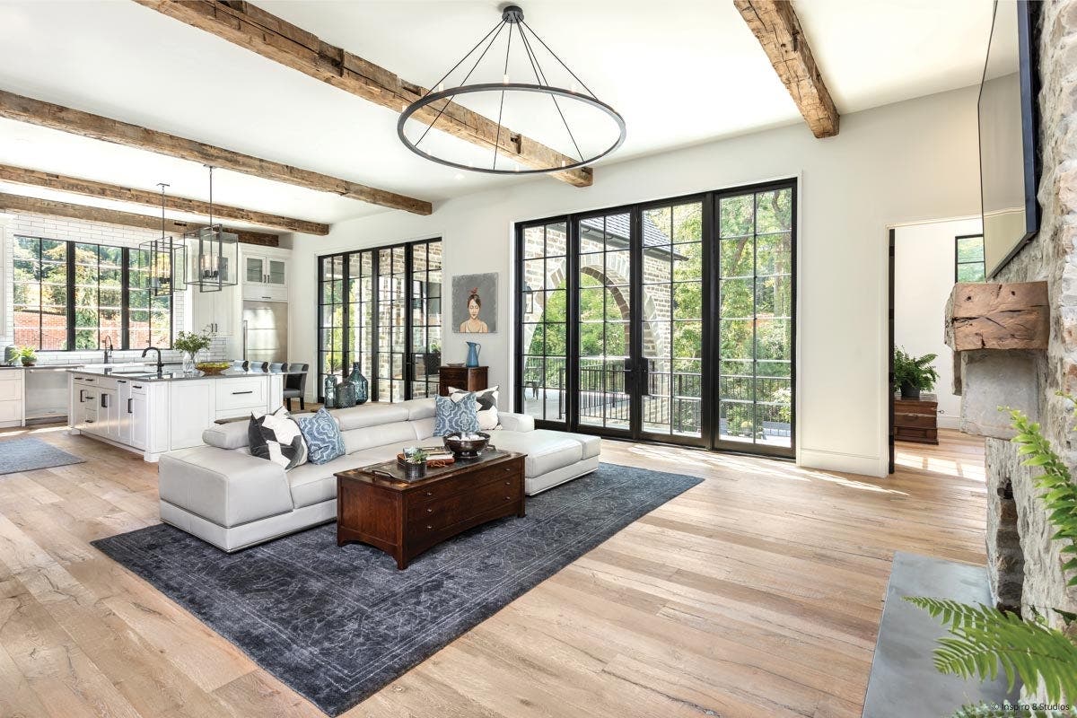 AL304 Modern Tudor