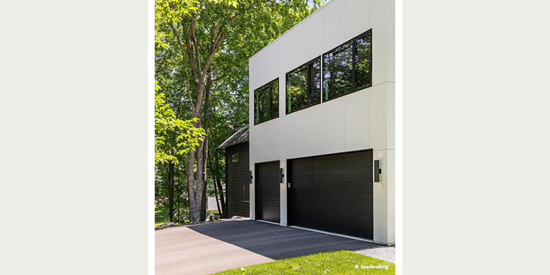 Large forgent windows above garage