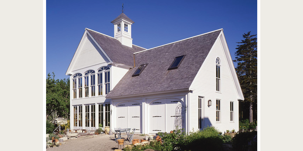 Heritage Series Traditional double hungs with radius transoms