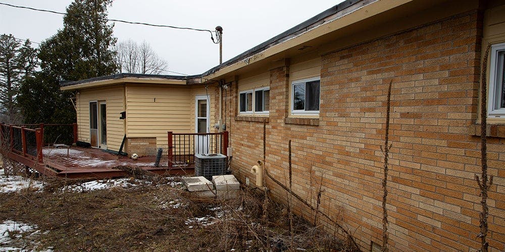 AN400-Before-Backyard.jpg