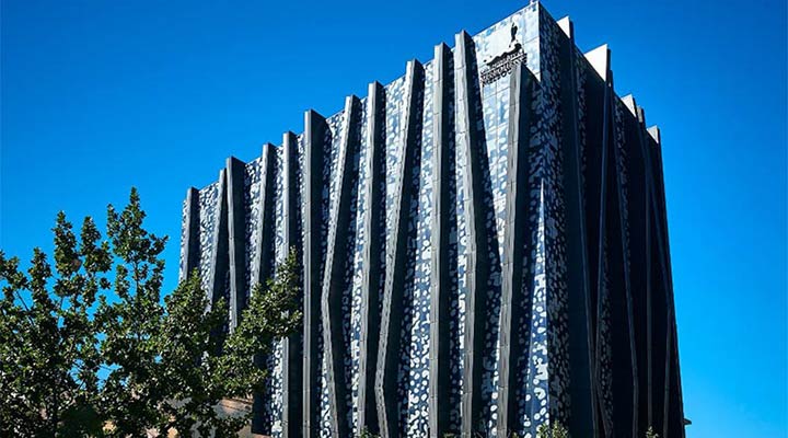 The Faculty of Business and Economics of the University of Melbourne ...