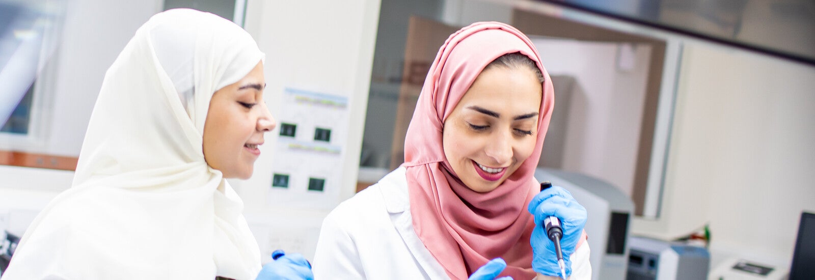 Science students in lab