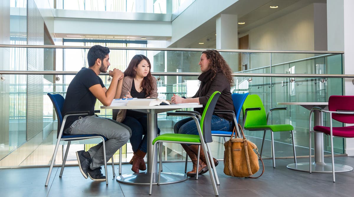 Pathway Programmes in the UK | LJMU International Study Centre