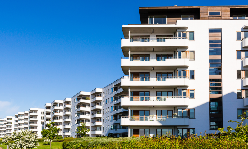 Heavy Residential, apartment building 