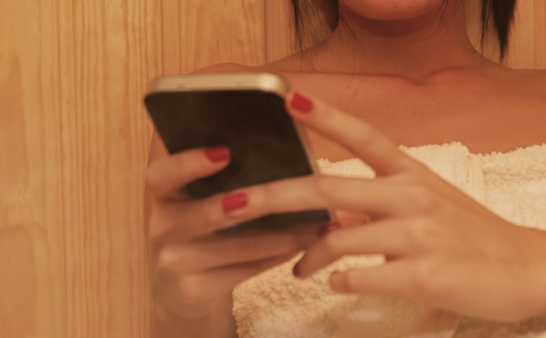 Can you use a phone in the sauna
