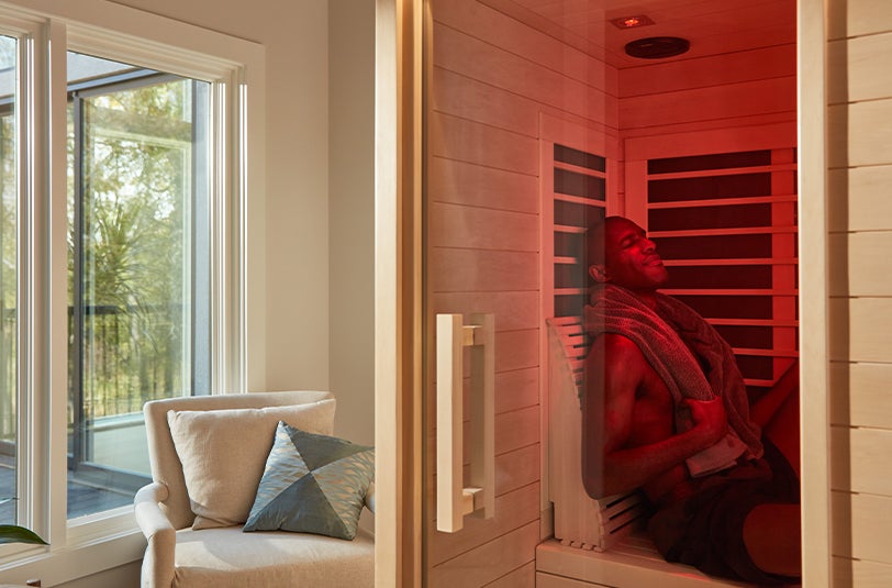 Signature with red chromo