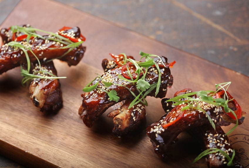 BBQ Baked Beans & Ribs | Curly's