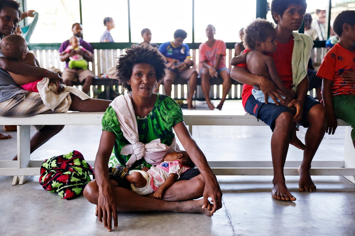 A mother and her baby at the healthcare centre. 