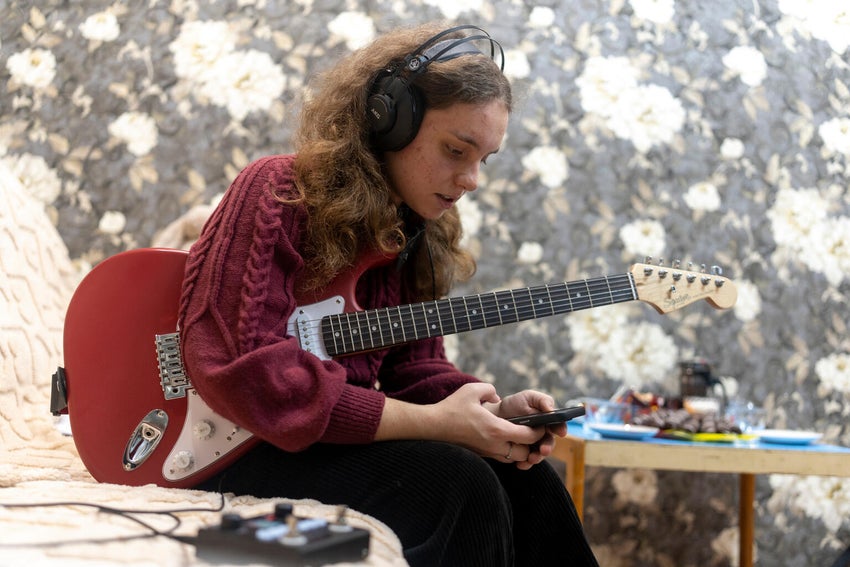 Veronika, 16, turns to music to process grief after her father's death, she channeled her pain into creativity – playing classical piano and founding an all-girls rock band. 