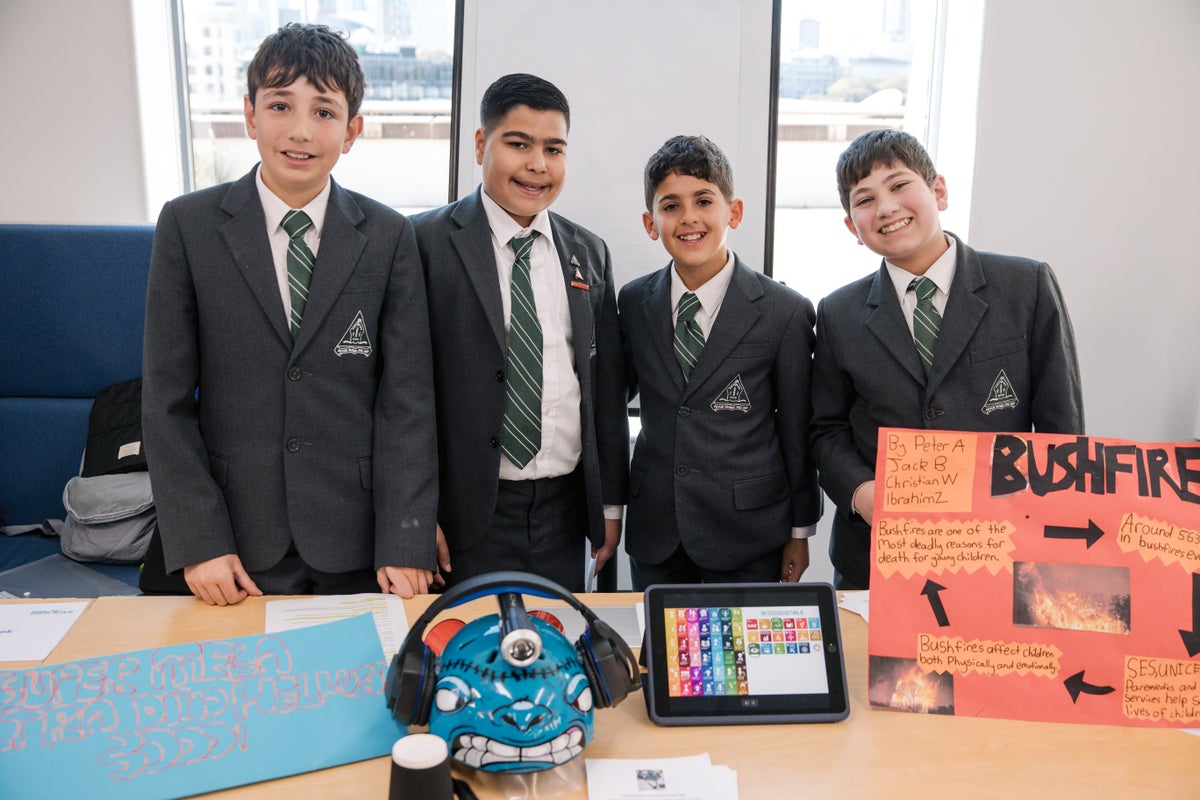 Students presenting their idea at the UNICEF Australia office. 