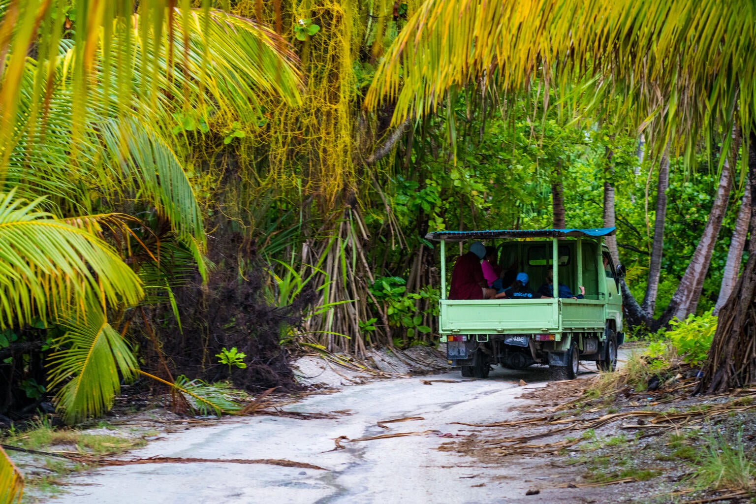 UNICEF teams travel by truck in Kiribati