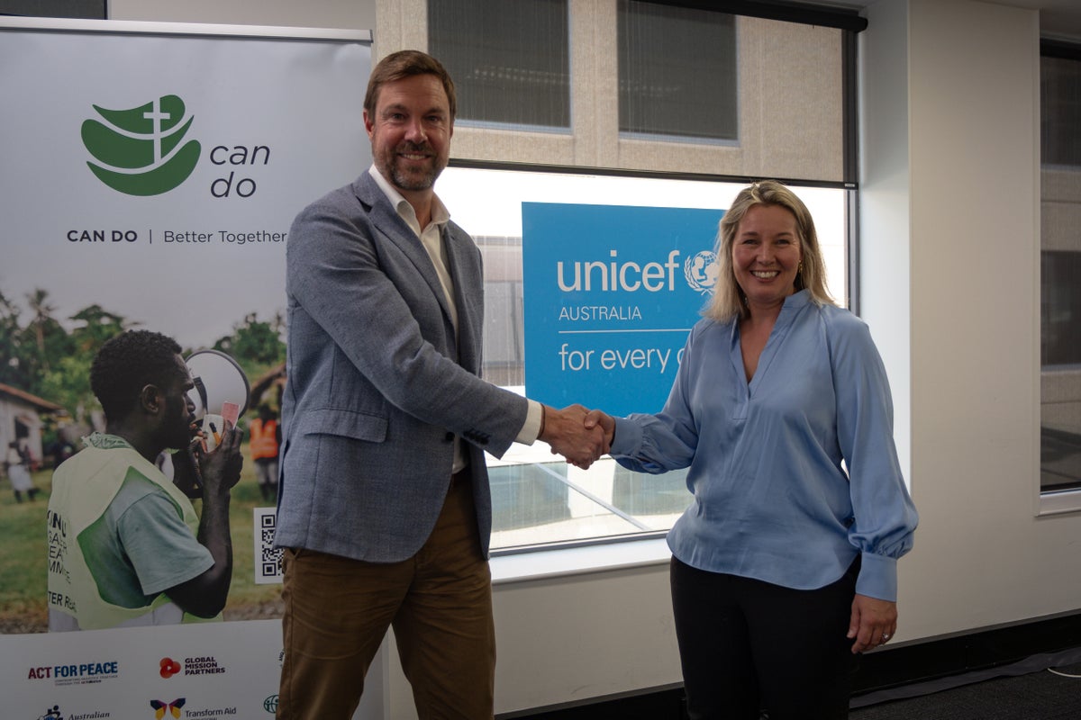 Chey Mattner, Director of CAN DO and Libby Hodgson, Acting CEO of UNICEF Australia.  