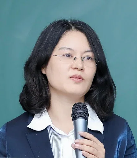 Dr. Yiwen Pan