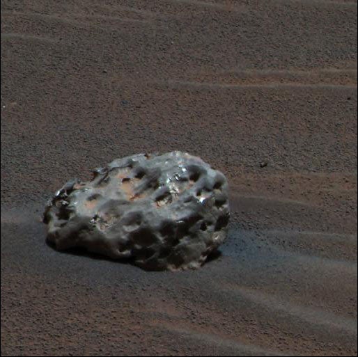 Heat Shield meteorite on the surface of Mars, as photographed by the Opportunity rover, 2005 (Wikimedia commons)