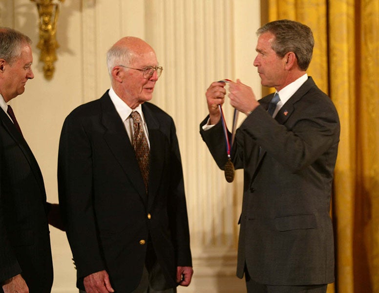Raymond Davis Jr., receiving the Medal of Science from President Bush, June 2002, photograph (Wikimedia commons)