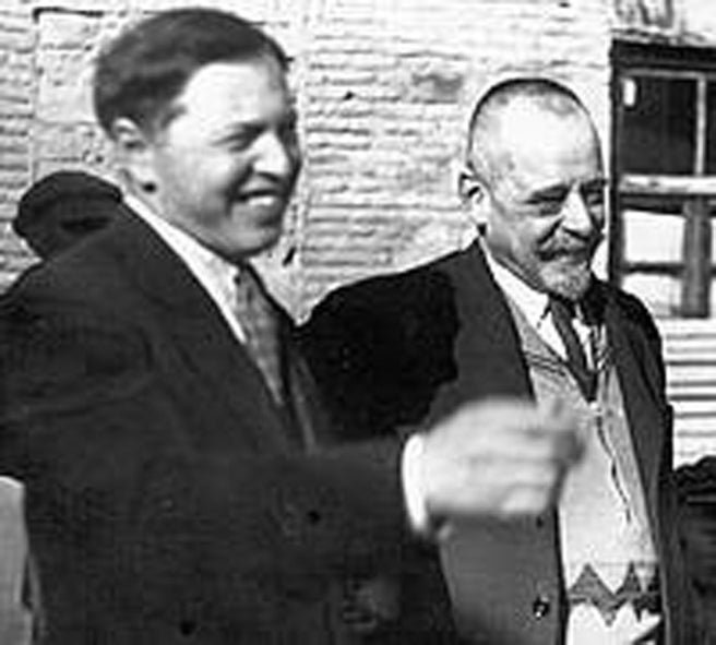George (Giorgi) Eliava (left) and Felix d’Herelle, photograph, mid-1930s?, National Library of Medicine database (pmc.ncbi.nlm.nih.gov)